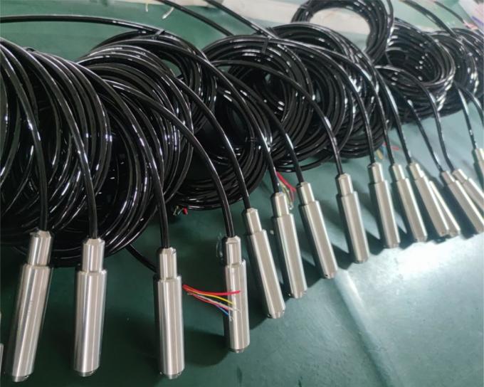 PE/PU/PTFE Kablo Seçenekleri Çeşitli Deneme Çevreleri için Elverişli Sıvı Seviye Göndericisi Sensör 6